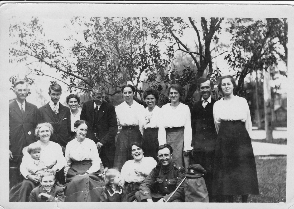 Darius Mifflin Family 1918